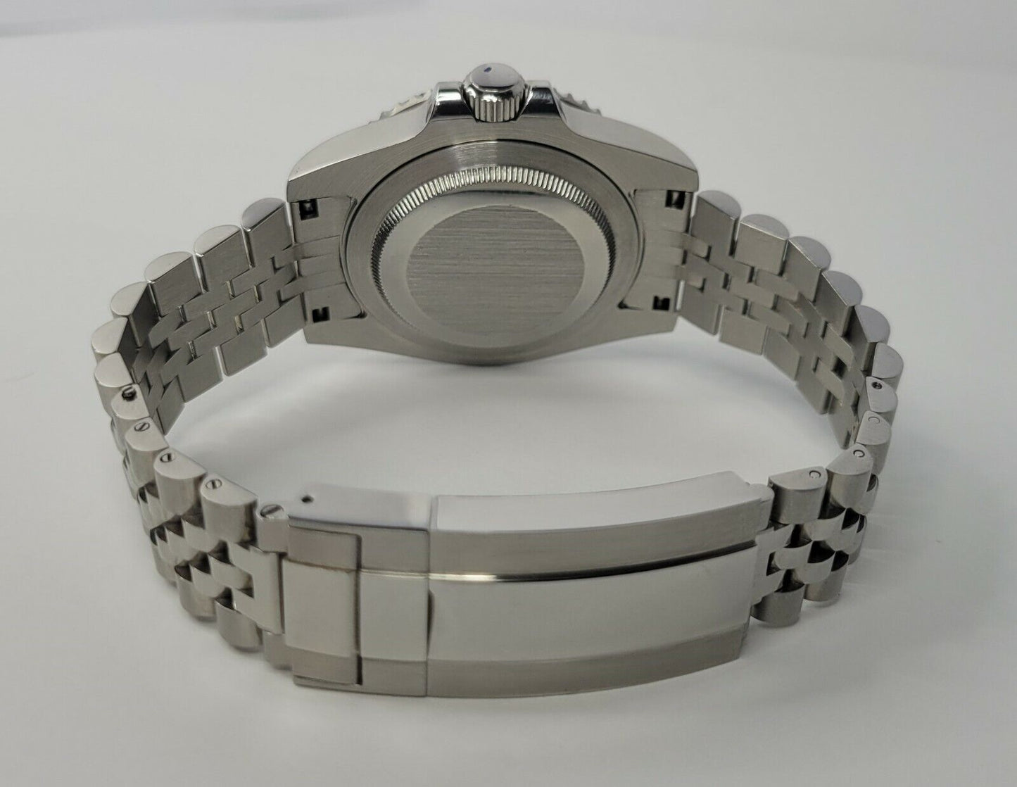 Seiko Custom Mod Watch - Black Dial with Silver Ceramic Bezel powered by NH35 Automatic Movement - Sunshine Custom Watch