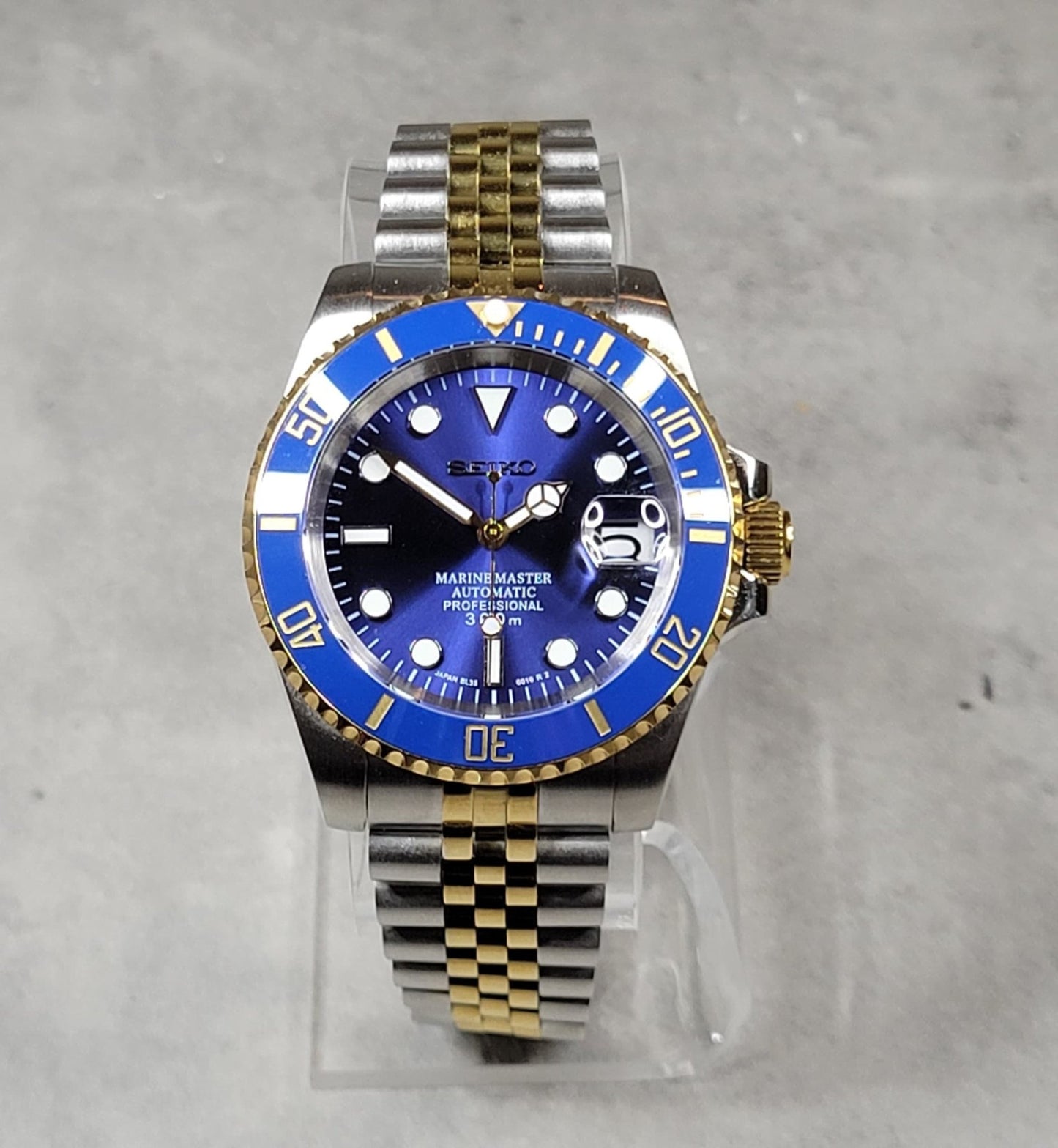Seiko Custom Mod Watch Build - Two Tone with Blue Dial and matching Ceramic Bezel - NH35 Automatic - Sunshine Custom Watch