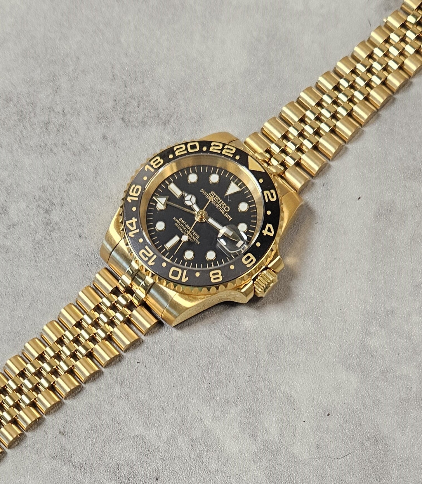 Special: GMT Seiko Custom Mod Watch, Gold Case Black/Grey Bezel - Jubilee Bracelet - Sunshine Custom Watch