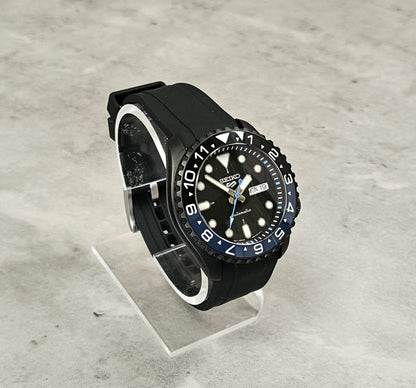 Nearly New: Custom Build SKX Mod Watch, Stealth Case