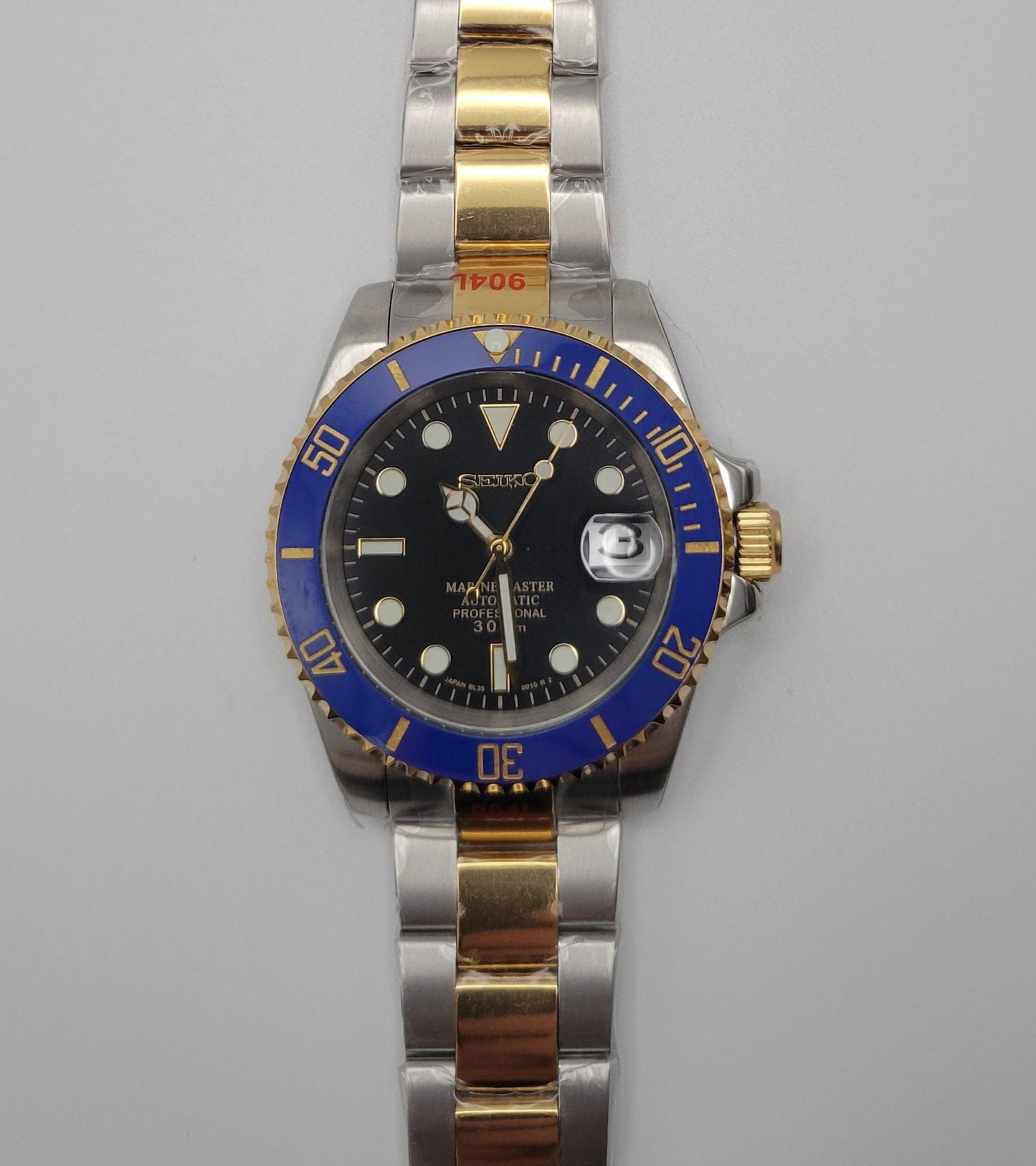 Seiko Custom Mod Watch Build - Two Tone with Black Dial and Blue Ceramic Bezel Seiko NH35 Automatic - Sunshine Custom Watch