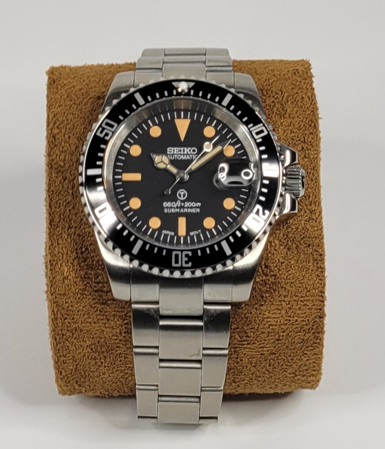 Seiko Custom Mod Watch, Vintage Style dial and Aluminum Bezel, Sapphire, powered by SeikoNH35A - Sunshine Custom Watch