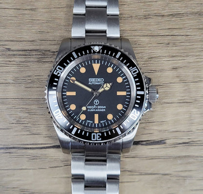 Seiko Custom Mod Watch, Vintage Style dial and Aluminum Bezel, Sapphire, powered by SeikoNH35A - Sunshine Custom Watch