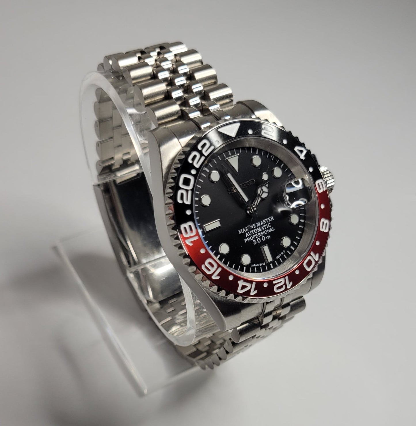 Sub Custom Mod Watch, "Coke" Black/Red Ceramic Bezel, Sapphire w/Cyclops- NH35A - Sunshine Custom Watch