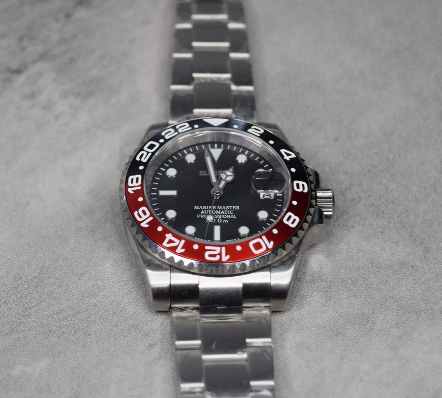 Sub Custom Mod Watch, "Coke" Black/Red Ceramic Bezel, Sapphire w/Cyclops- NH35A - Sunshine Custom Watch